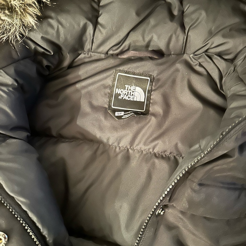 The North Face Women’s Arctic Parka size small - Picture 3 of 4